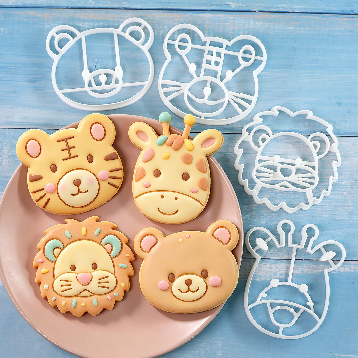 Kitchen Gadgets Set - Conjunto de 4 Cortadores de Biscoito